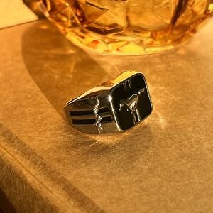 Men’s Vintage Mustang Sterling Silver Ring Size 8